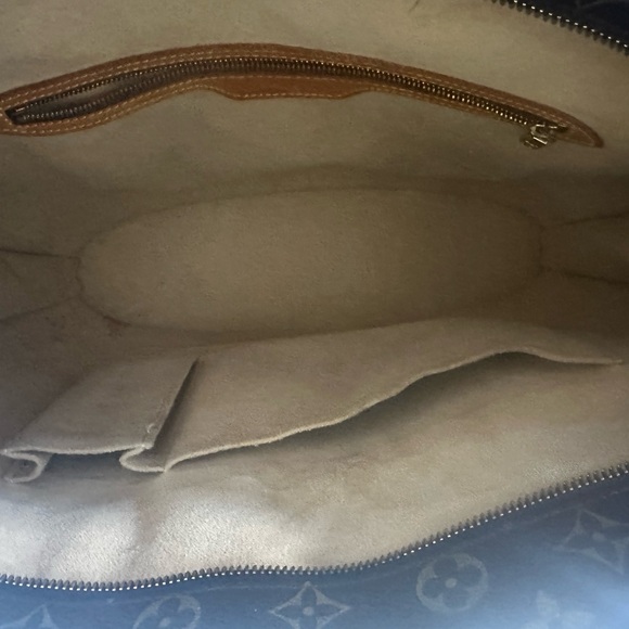 Louis Vuitton Babylone Monogram Canvas Tote - Picture 4 of 11